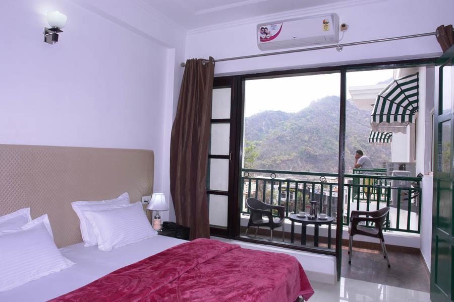 Rishikesh Inn By One Hotels Rishīkesh Exterior foto